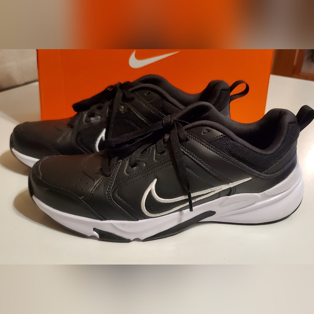 Nike Defy All Day Men's Training Shoes Size 10.5 Men